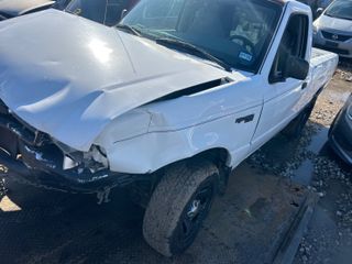 2000 Ford Ranger - Exterior Front Left Corner Image